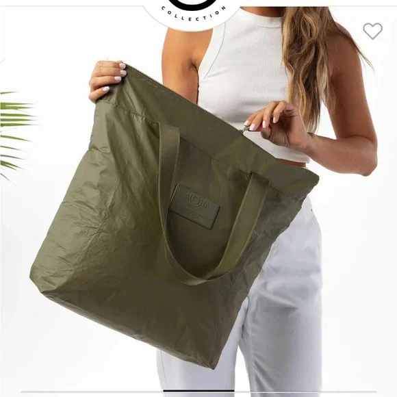 Aloha collection day tripper monochrome in olive - Picture 3 of 5